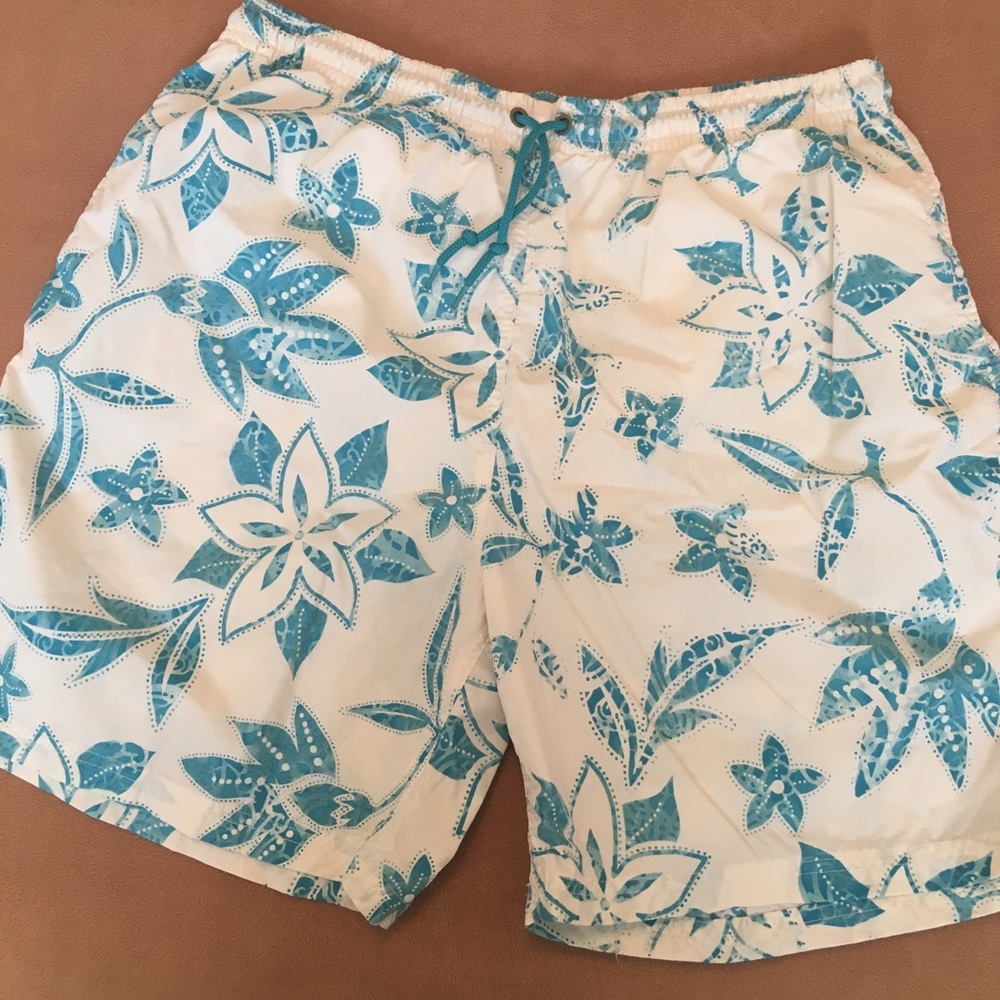 Joseph Abboud Bathing suit